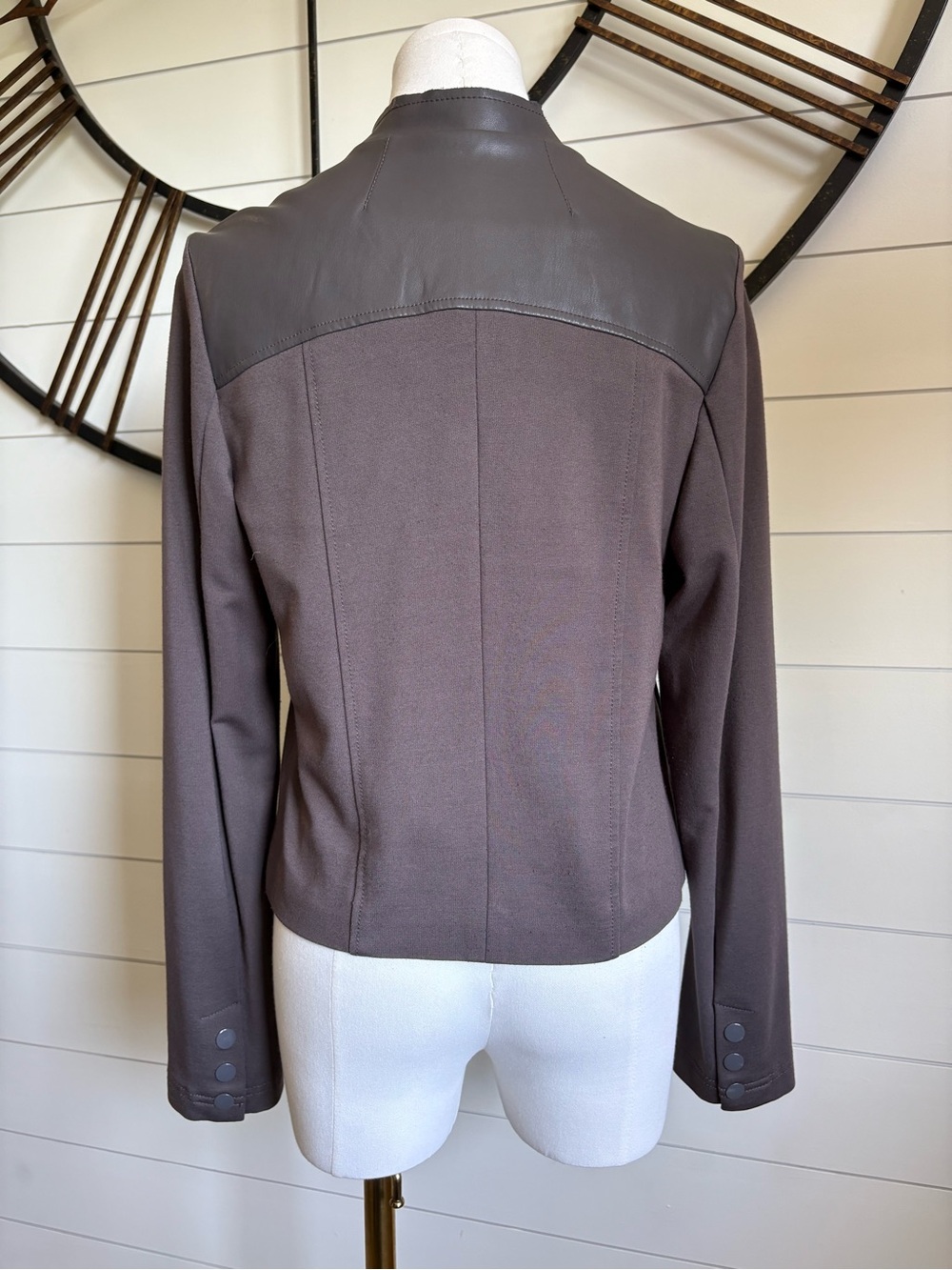 Edyson Pewter Waterfall Open-Front Faux Leather & Suede Jacket w Snap Cuffs Sz M - Picture 5 of 11